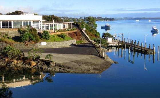 The Camel At Araiawa Raio Lodge Pukenui Экстерьер фото